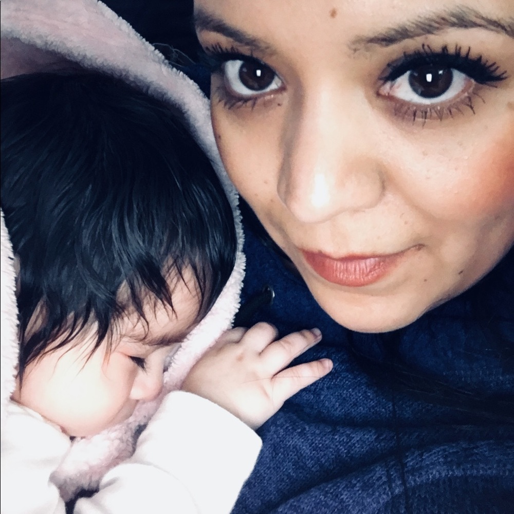 Meet your Posher, Vio